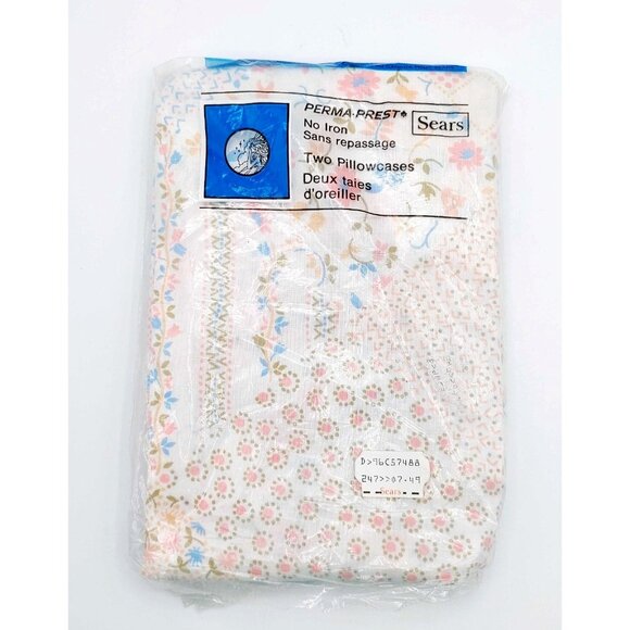 Sears Perma Press Set of 2 Pillow Cases Vintage Patterned Squares Floral Checker - Picture 1 of 5
